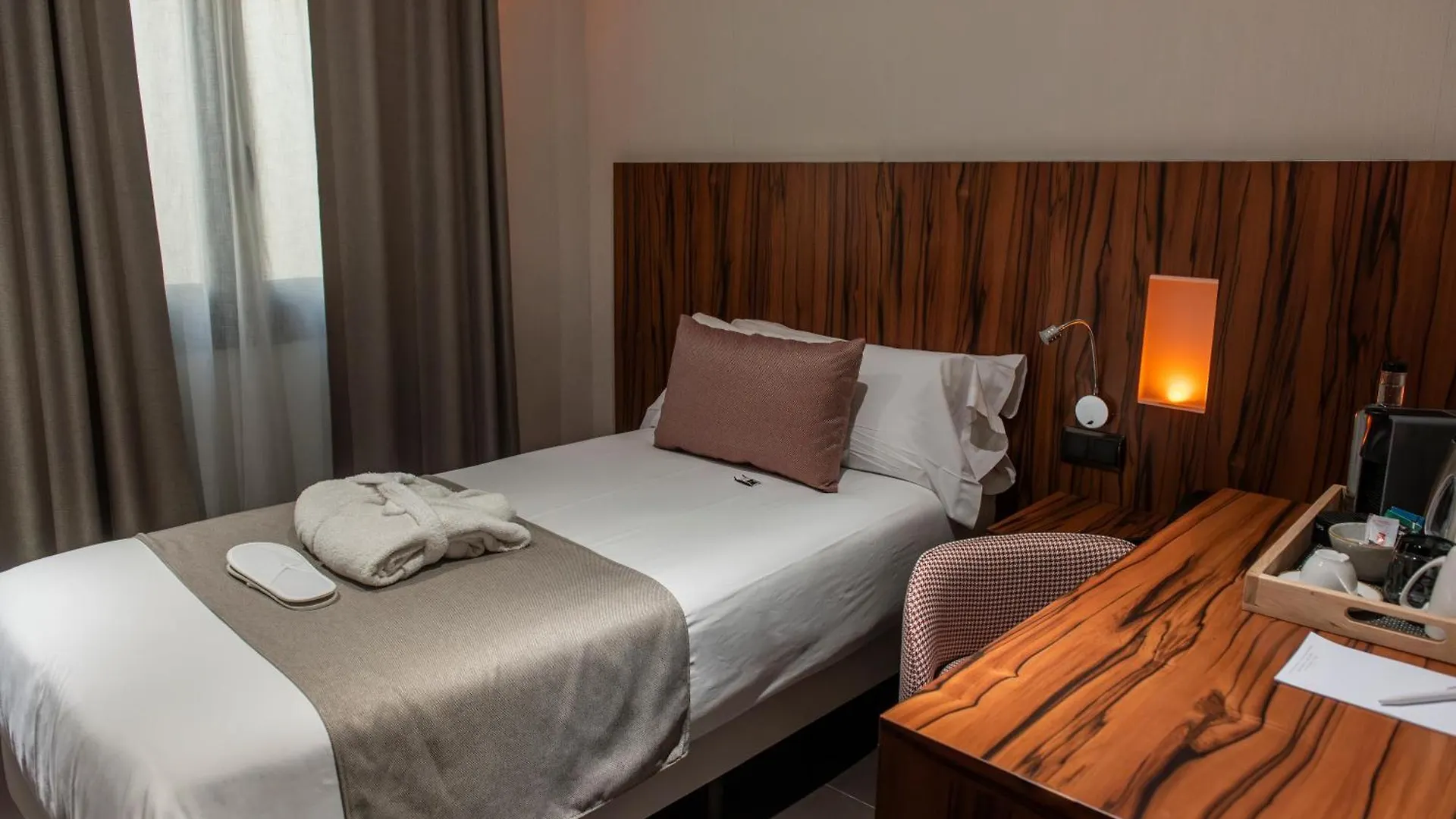 Hotel California Barcelona