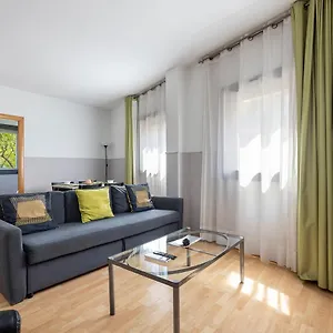 apartments-sata-park-guell-area.topbarcelonahotels.com/