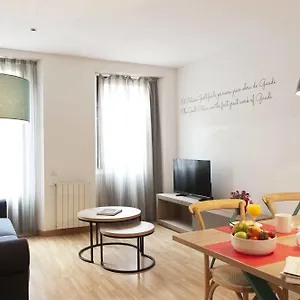 mh-apartments-guell.topbarcelonahotels.com/