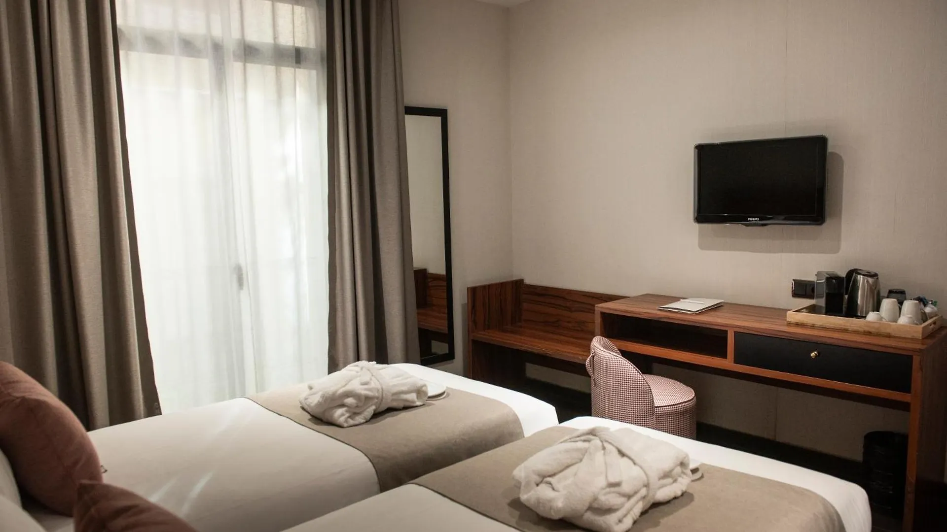 Hotel California Барселона